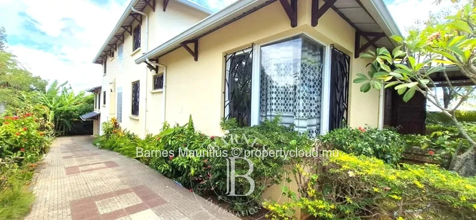 PEREYBÈRE - Spacious and Beautiful House - 4 Bedrooms