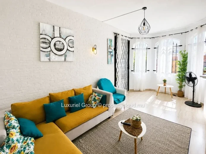 Villa For Rent In Pereybere – Comfortable Family Home With Private Pool