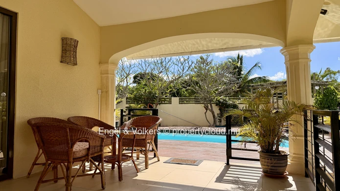 Furnished 4-Bedroom Family Home with Private Pool in Petite Rivière Noire