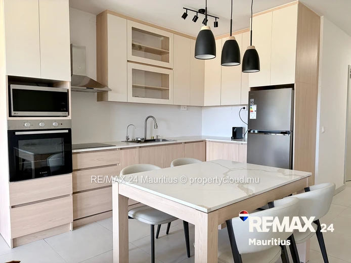 Contemporary & Stylish New Apartment in Moka