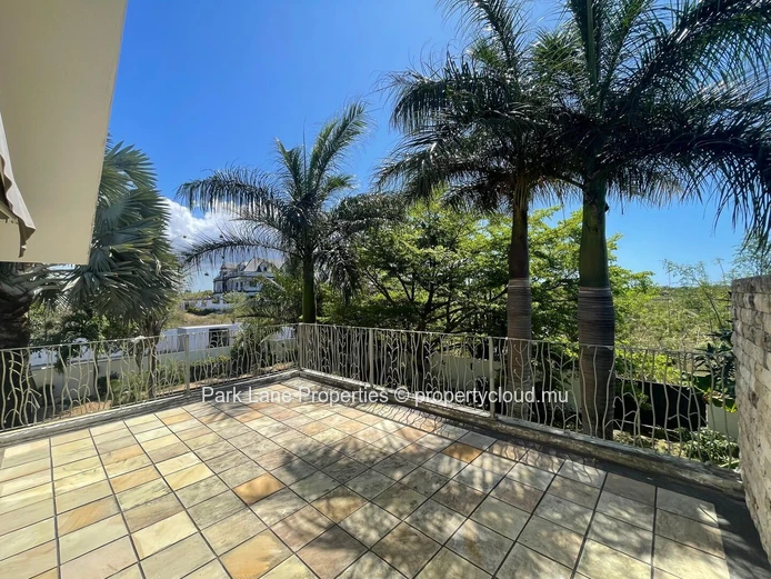 Beautiful house for sale at Petit Village, Saint Antoine.