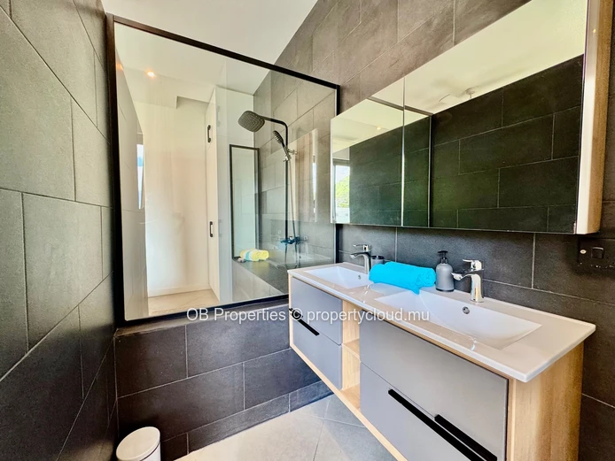 Penthouse de Prestige avec Vue Mer à Tamarin