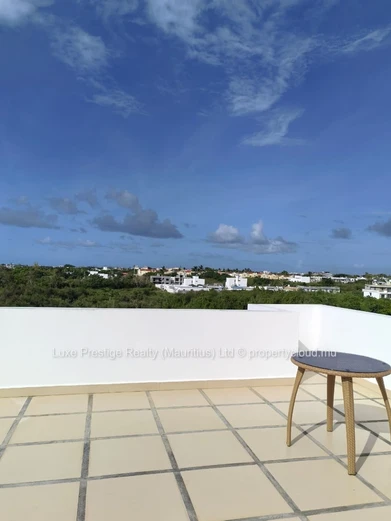 Studio meublé à Grand Baie – À pied de Super U | Toutes charges incluses