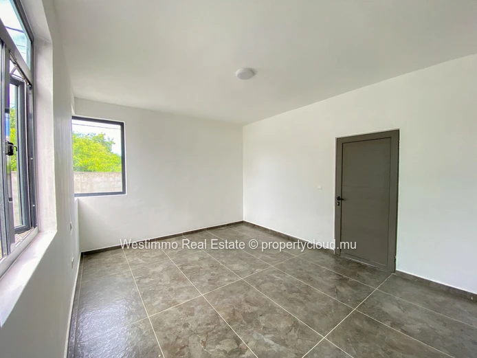 Calodyne - New house for sale 400m from the lagoon