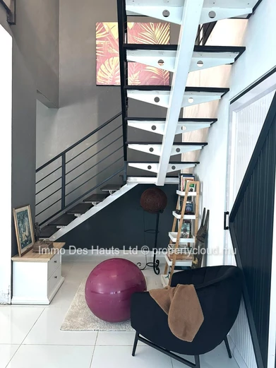 Maison de 4 chambres non meublé en vente à Highlands 