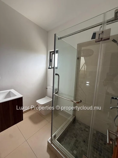 Duplex Moderne Avec Vue Sur Mer À Louer – Flic En Flac
