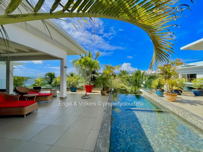 Penthouse Living in the Heart of Azuri’s Seaside Estate