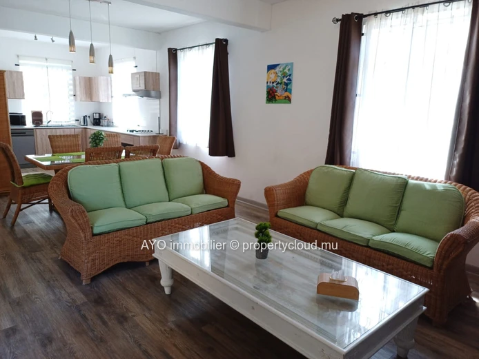 Townhouse de 4 chambres avec piscine commune à Grand Baie