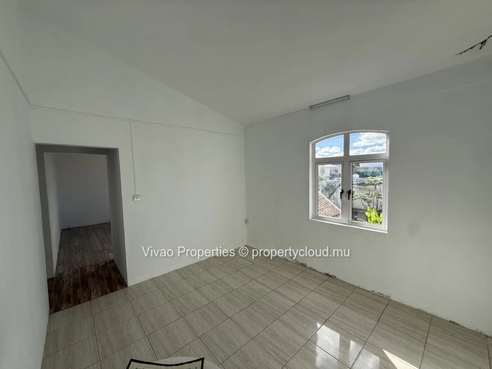 5-Office Workspace for Rent in Flacq