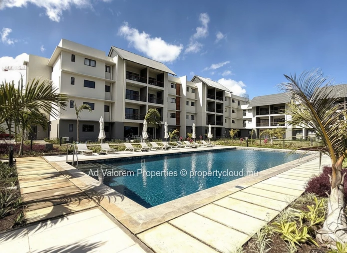 Brand-New 2-Bedroom, 2-Bathroom Apartment with Garden – Beau Plan Smart City