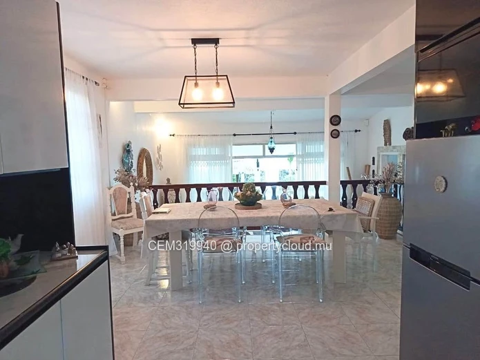 Beachfront Bungalow for Rent – Blue Bay, Mahébourg