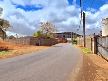 Commercial Land