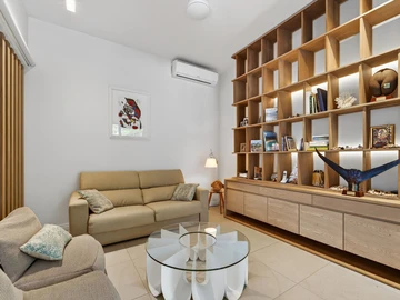 4 Bedroom Villa