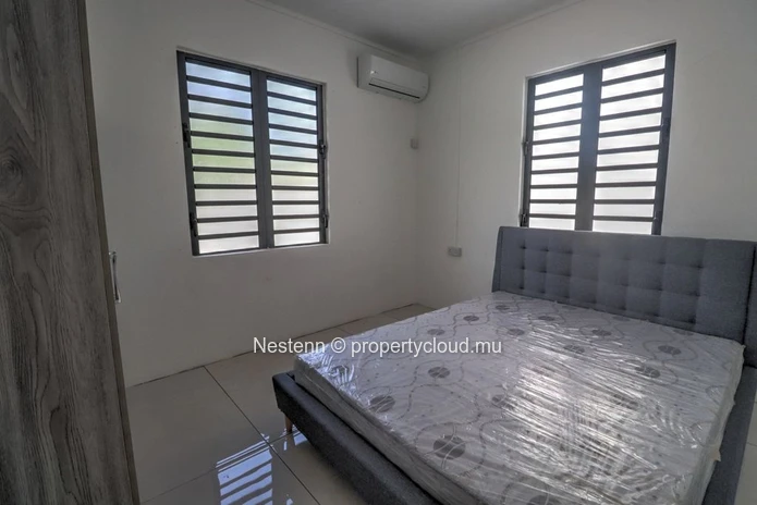 Maison neuve de plain-pied avec 3 chambres.