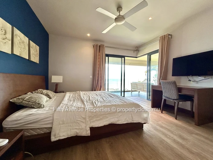 Tamarin – 3-Bedroom Beachfront Apartment