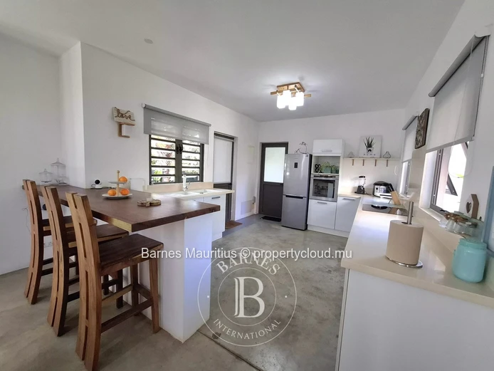 GROS BOIS - Single-Storey Home with Mezzanine - 200 m²