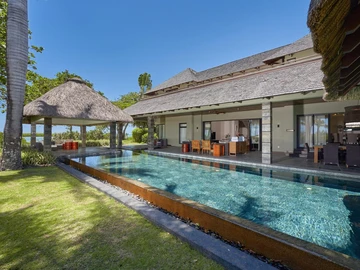 4 Bedroom Villa