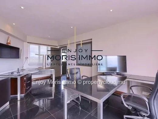 Office of 210 m² in Grand Baie, Mauritius