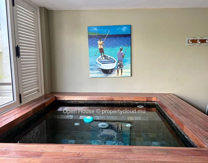 Furnished 2-Bedroom Apartment with Private Pool in Bain Boeuf