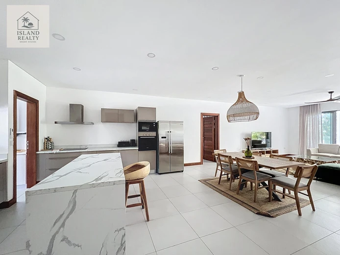 Apartment available to foreigners – 4 rooms – Pointe aux Canonniers.