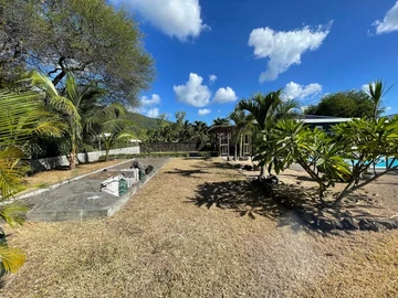 4 Bedroom Villa