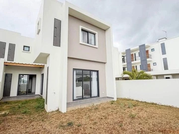 3 Bedroom Townhouse, Duplex