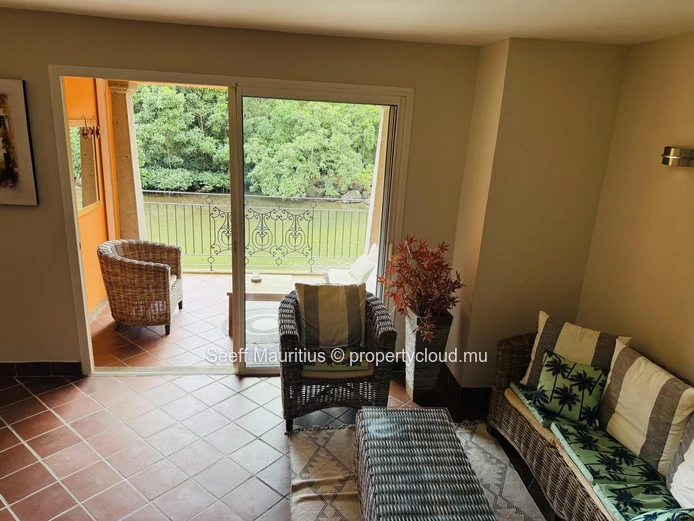 Art de Vivre au Bord de l'Eau : Superbe Duplex 2 Chambres à Port Chambly