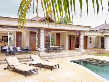 4 Bedroom Villa
