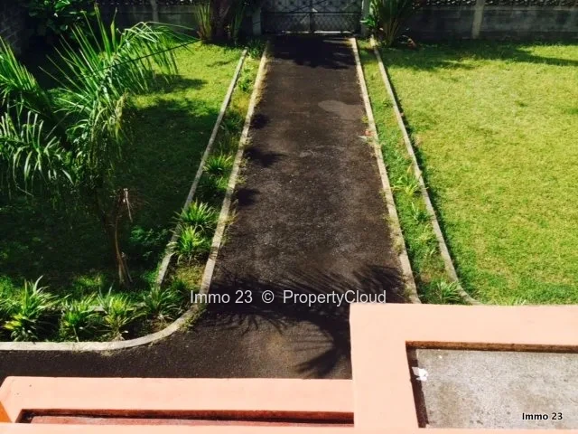 Maison / Villa - 4 chambres - Quatre Bornes - Ref. MA90192VE