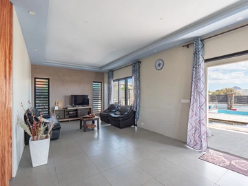 4 Bedroom Villa