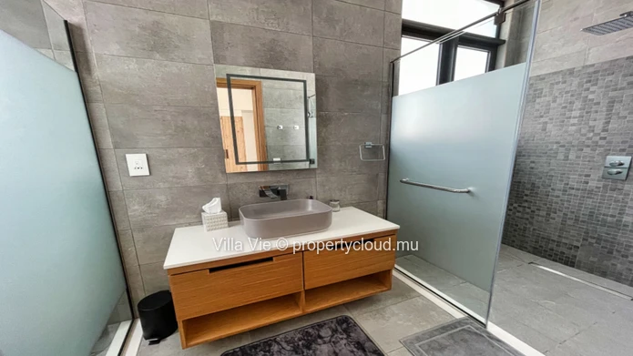 Pereybere - Luxury villa with 4 ensuite Bedrooms