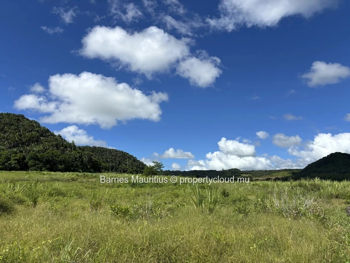 SAINT HUBERT LE VAL - Terrain Agricole - 3 567,27 m²