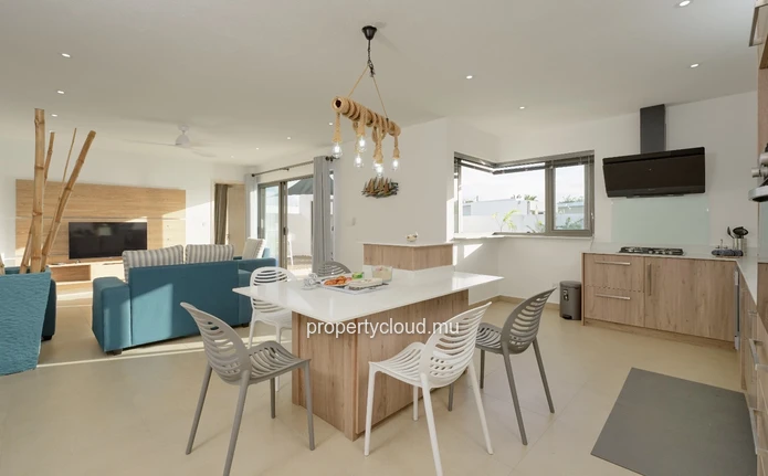 À VENDRE – Élégante villa contemporaine à Grand Baie, île Maurice. Marche local uniquement