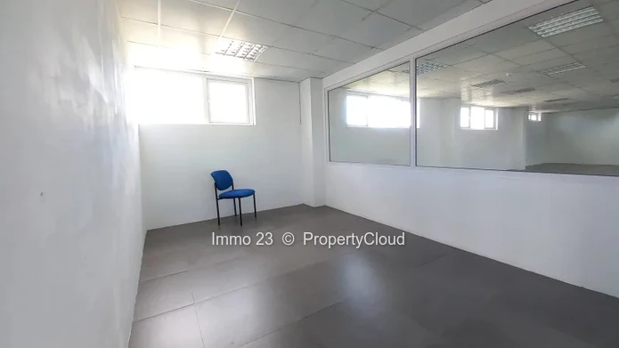 Bureau - 278m2 - Quatre Bornes - Ref. BU60621LO