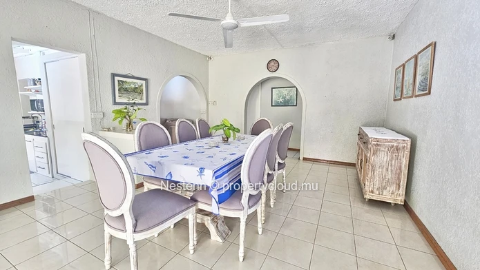Charmante villa de 3 chambres avec piscine privée à seulement 500 m de la plage 