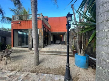 7 Bedroom Apartment