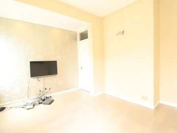 Maison de 8 Chambres