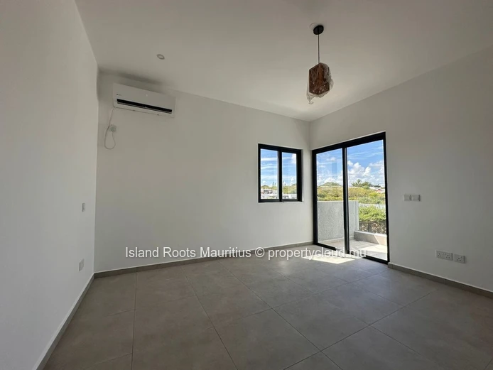 À vendre : belle maison de trois chambres avec piscine à Cap Malheureux.