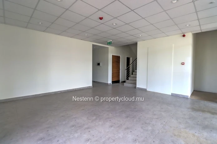 Immeuble emblématique au Vivea Business Park