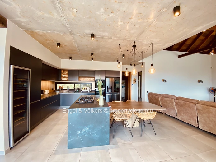 Extraordinary Villa in Petite Riviere Noire