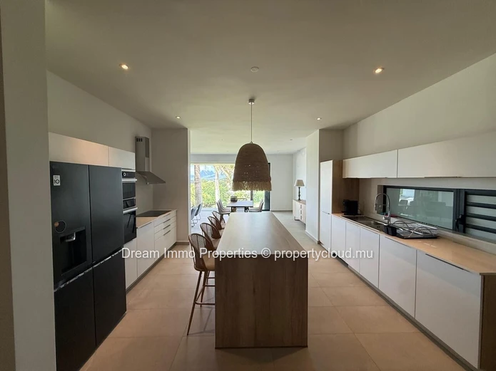 Beautiful new 3-bedroom apartment for rent with mountain views in Belle Vue Harel – Mauritius