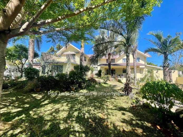 Beautiful house for sale at Petit Village, Saint Antoine.