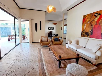 4 Bedroom Villa