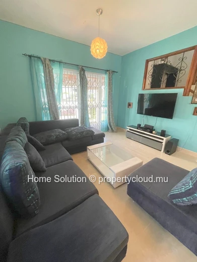 Elegant Contemporary Triplex – Grand Gaube
