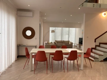 4 Bedroom Townhouse, Duplex