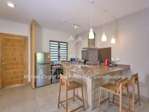 Elegant 2-Bedroom Apartment at Choisy Les Bains