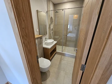 4 Bedroom Apartment