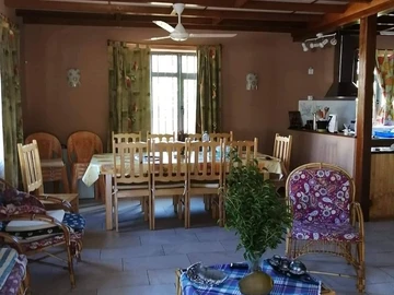 6 Bedroom House
