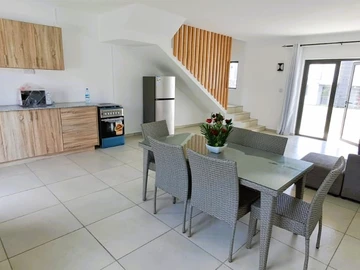2 Bedroom Townhouse, Duplex