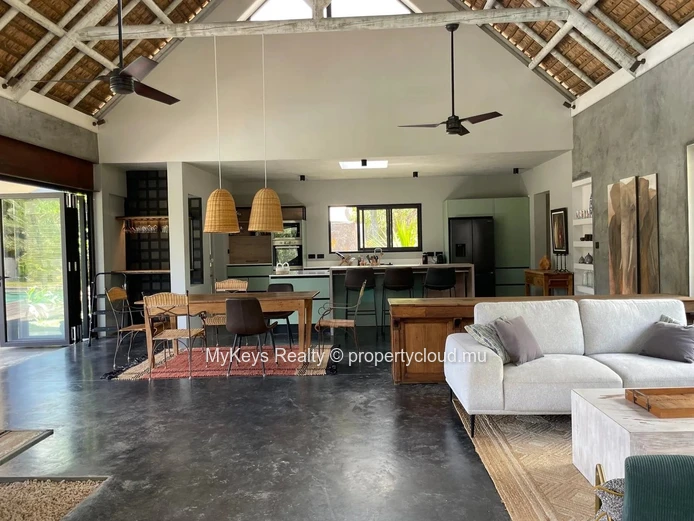 Luxury Villa - Black River - 4 Bedrooms